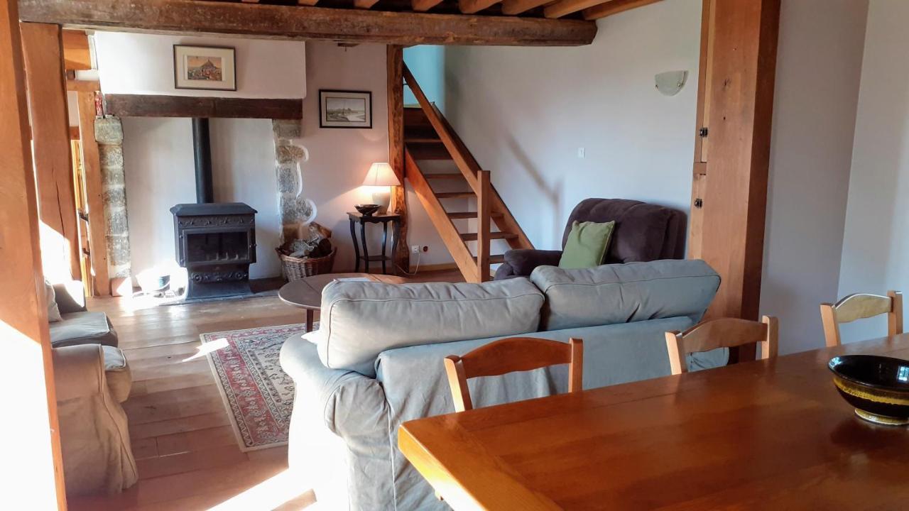 Private Farmhouse For Six In The Countryside Saint-Pierre-sur-Orthe Bagian luar foto