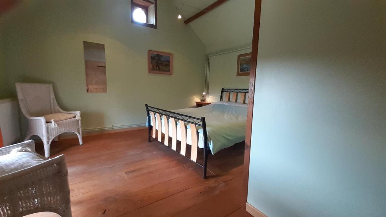 Private Farmhouse For Six In The Countryside Saint-Pierre-sur-Orthe Bagian luar foto