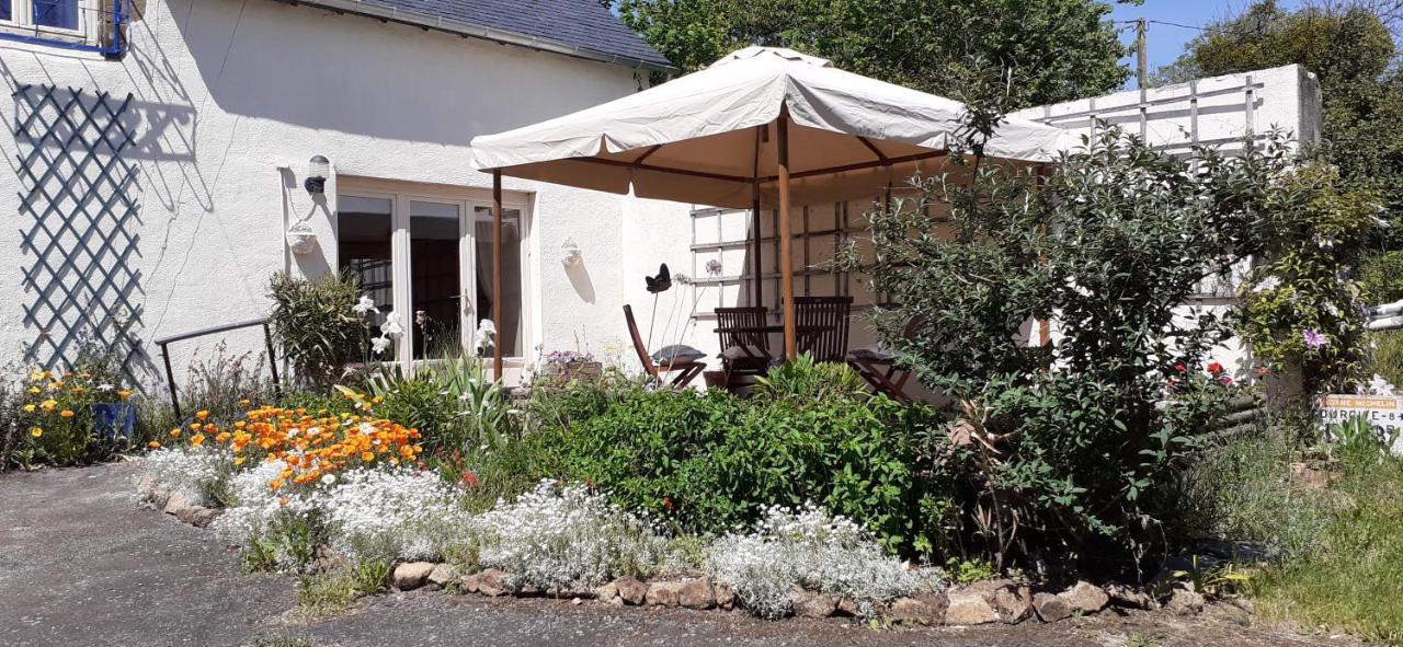 Private Farmhouse For Six In The Countryside Saint-Pierre-sur-Orthe Bagian luar foto