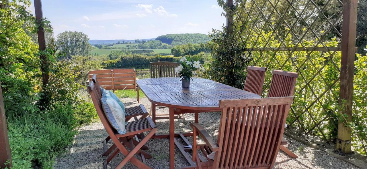 Private Farmhouse For Six In The Countryside Saint-Pierre-sur-Orthe Bagian luar foto